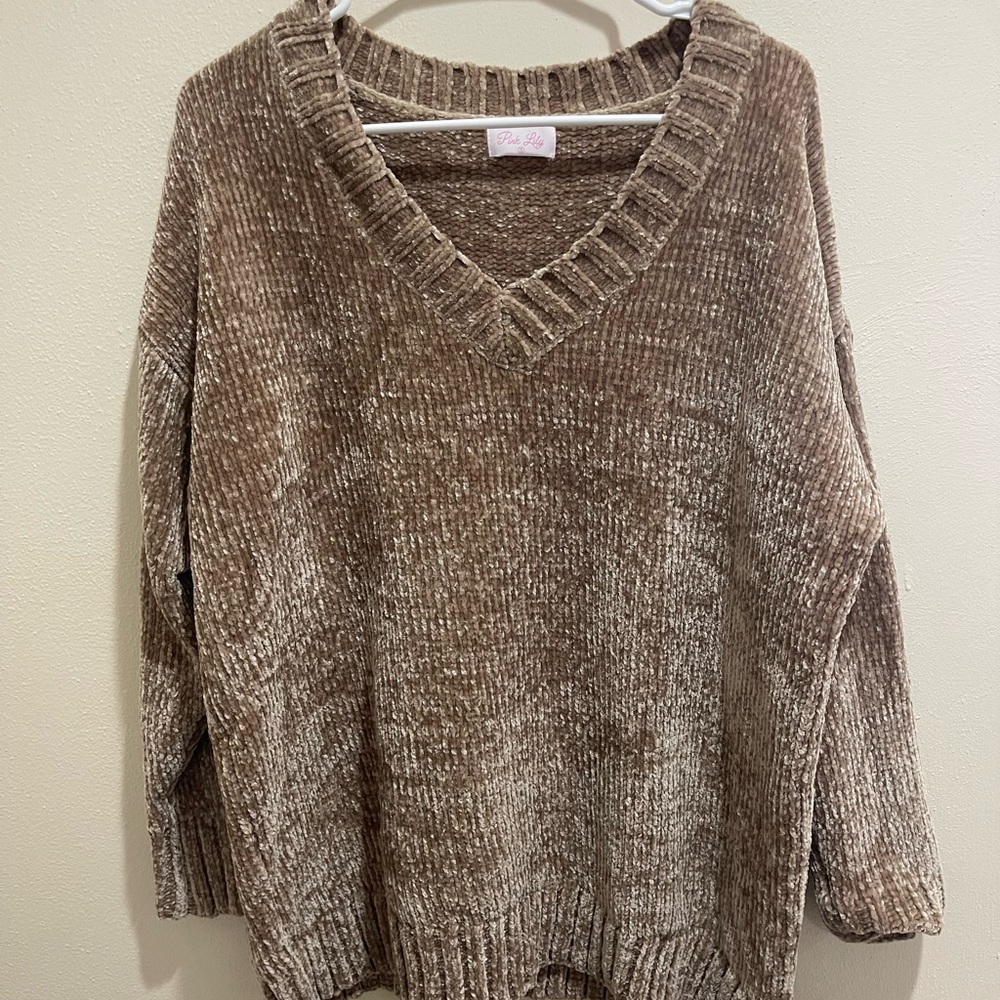Pink lily sweater